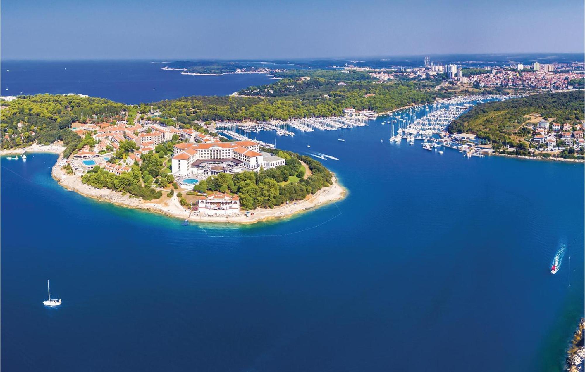 Gorgeous Apartment In Pula With House Sea View Luaran gambar